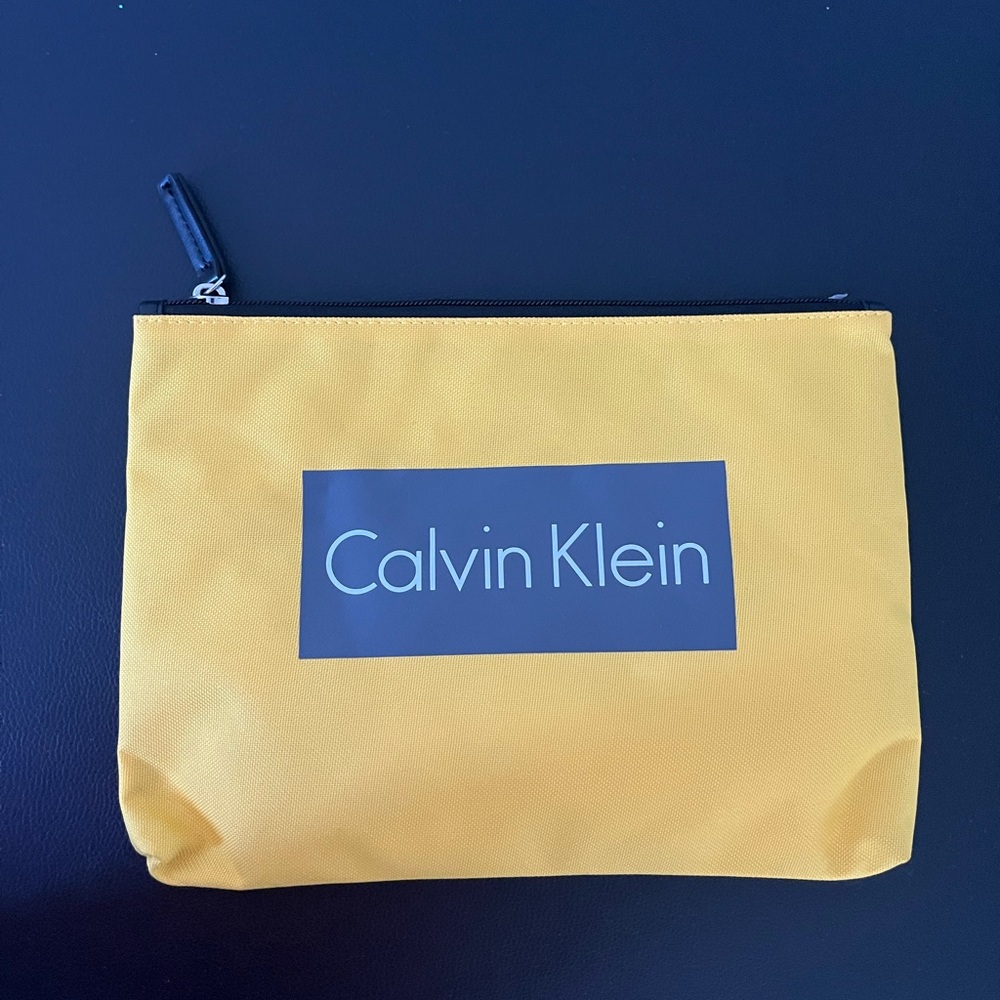 Calvin Klein Toiletry Bag